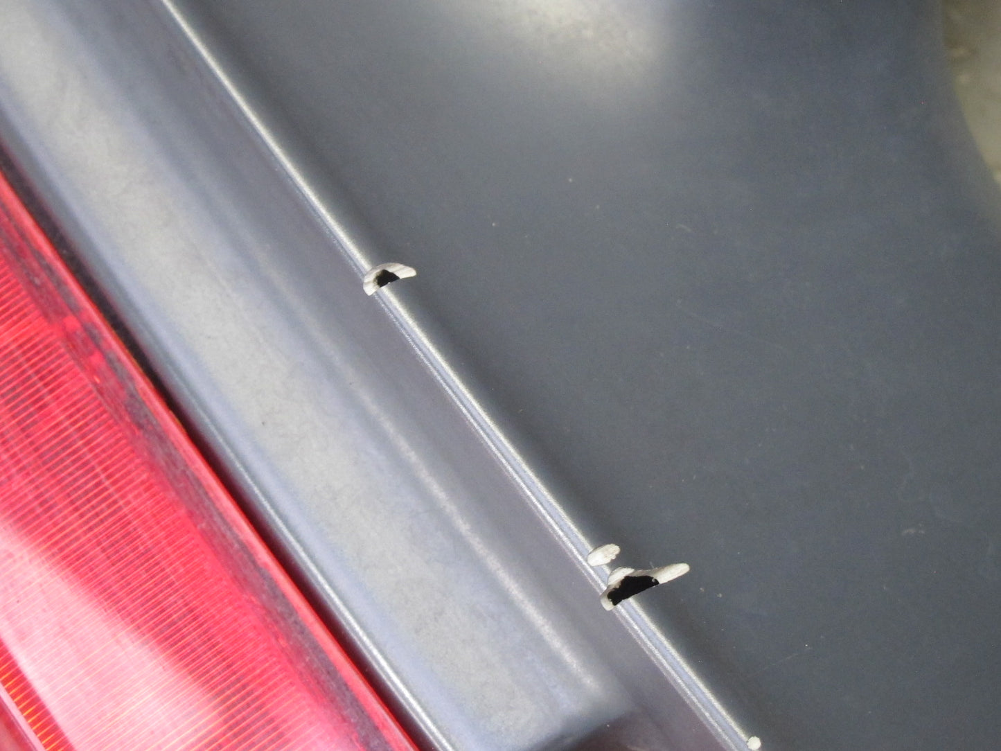99-01 Isuzu Vehicross Rear Spoiler Third Brake Light Assembly OEM