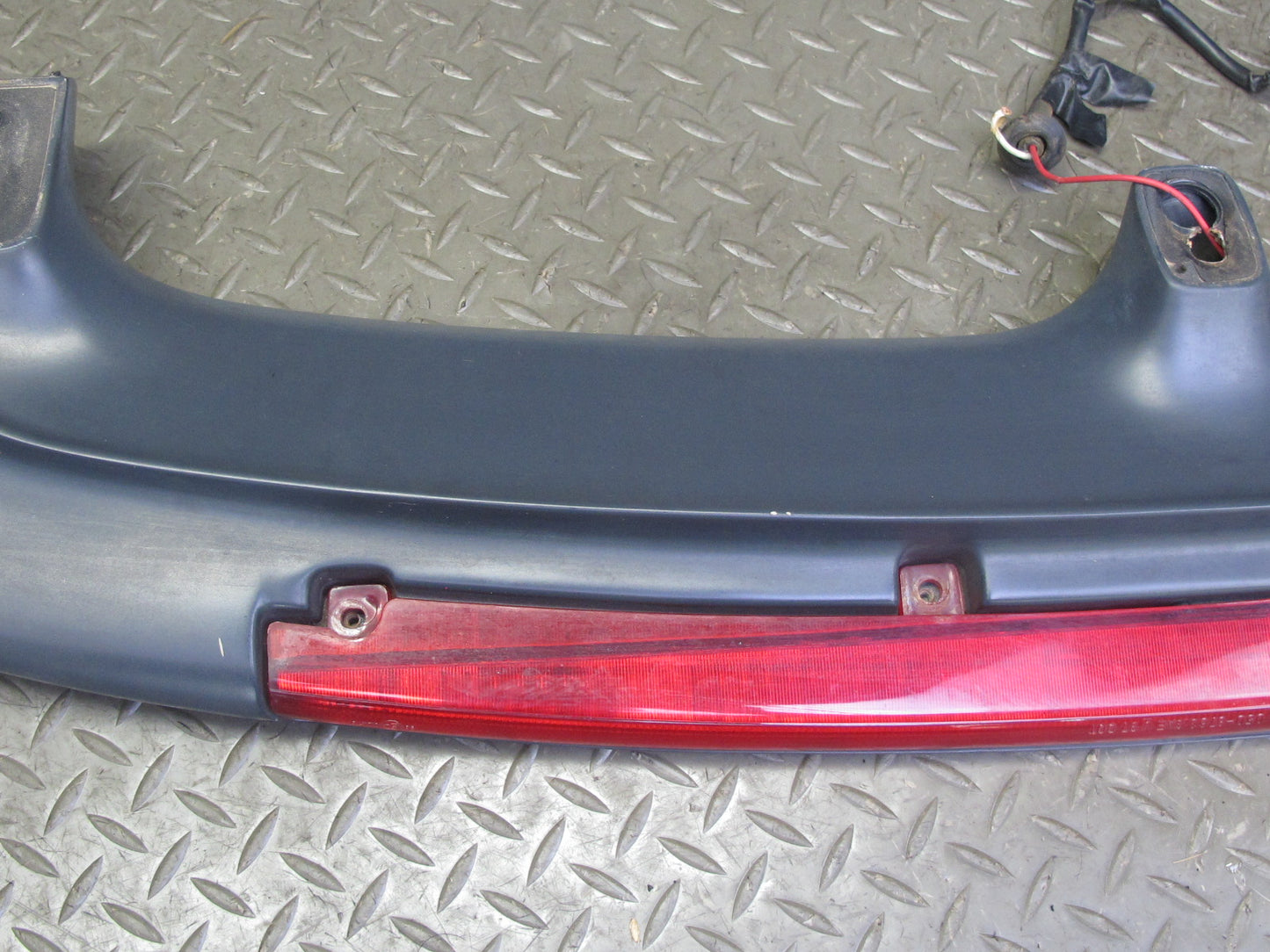 99-01 Isuzu Vehicross Rear Spoiler Third Brake Light Assembly OEM