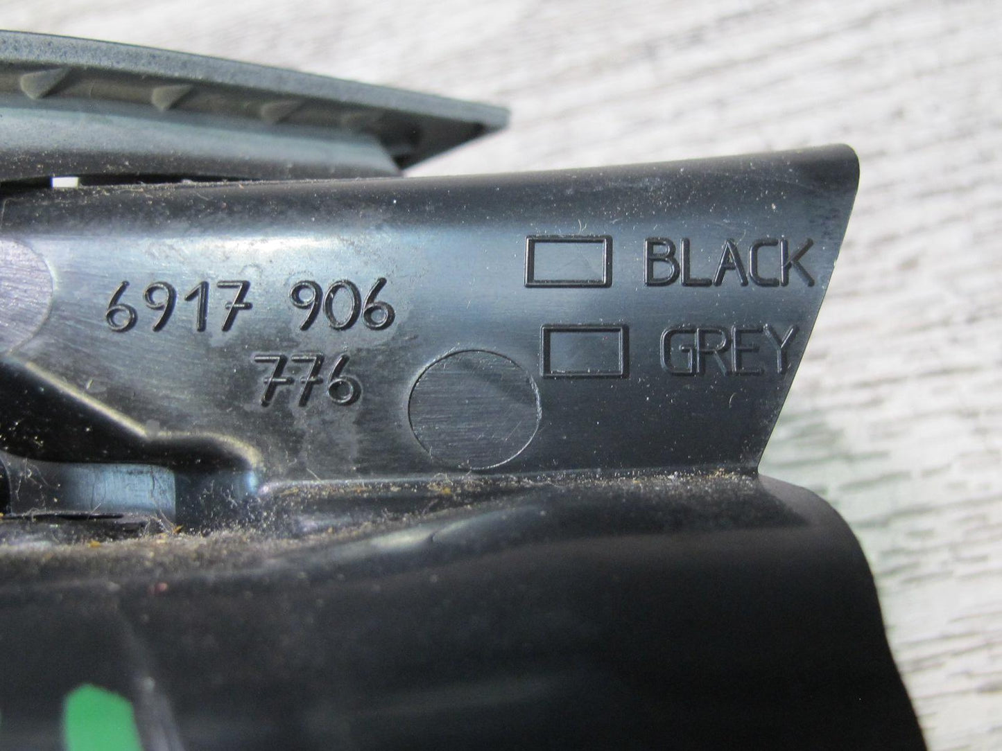 03-04 BMW E85 Z4 Dash Right Air Vent Black 6917906 OEM