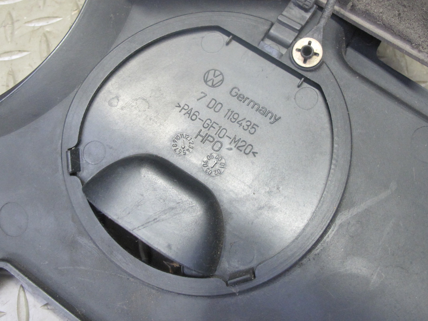 01-03 VW Eurovan T4 2.8L Engine Motor Shield Trim Cover Panel 7D0119512A OEM