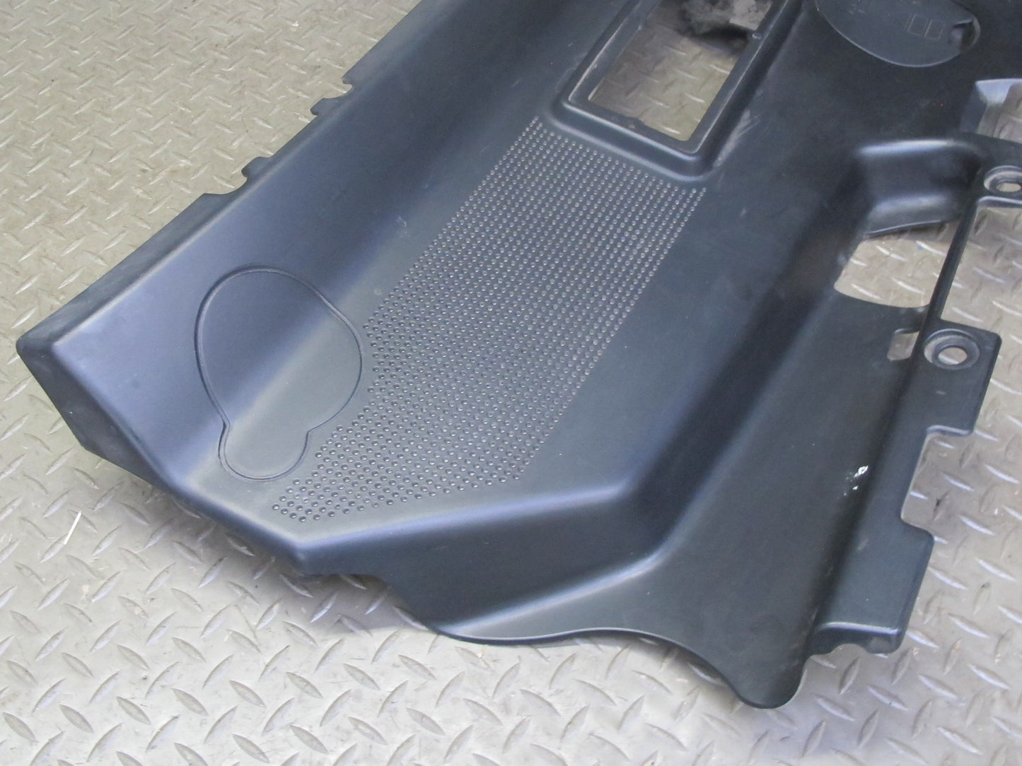 01-03 VW Eurovan T4 2.8L Engine Motor Shield Trim Cover Panel 7D0119512A OEM