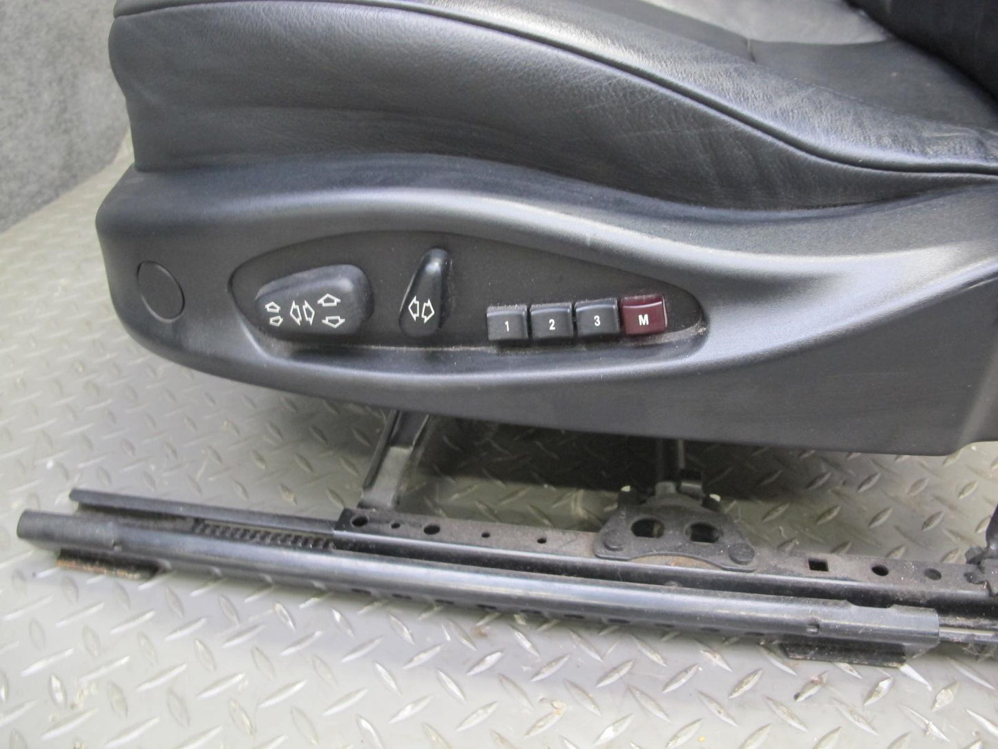03-04 BMW E85 Z4 Set of 2 Left & Right Memory Heated Leather Seat Black Set OEM