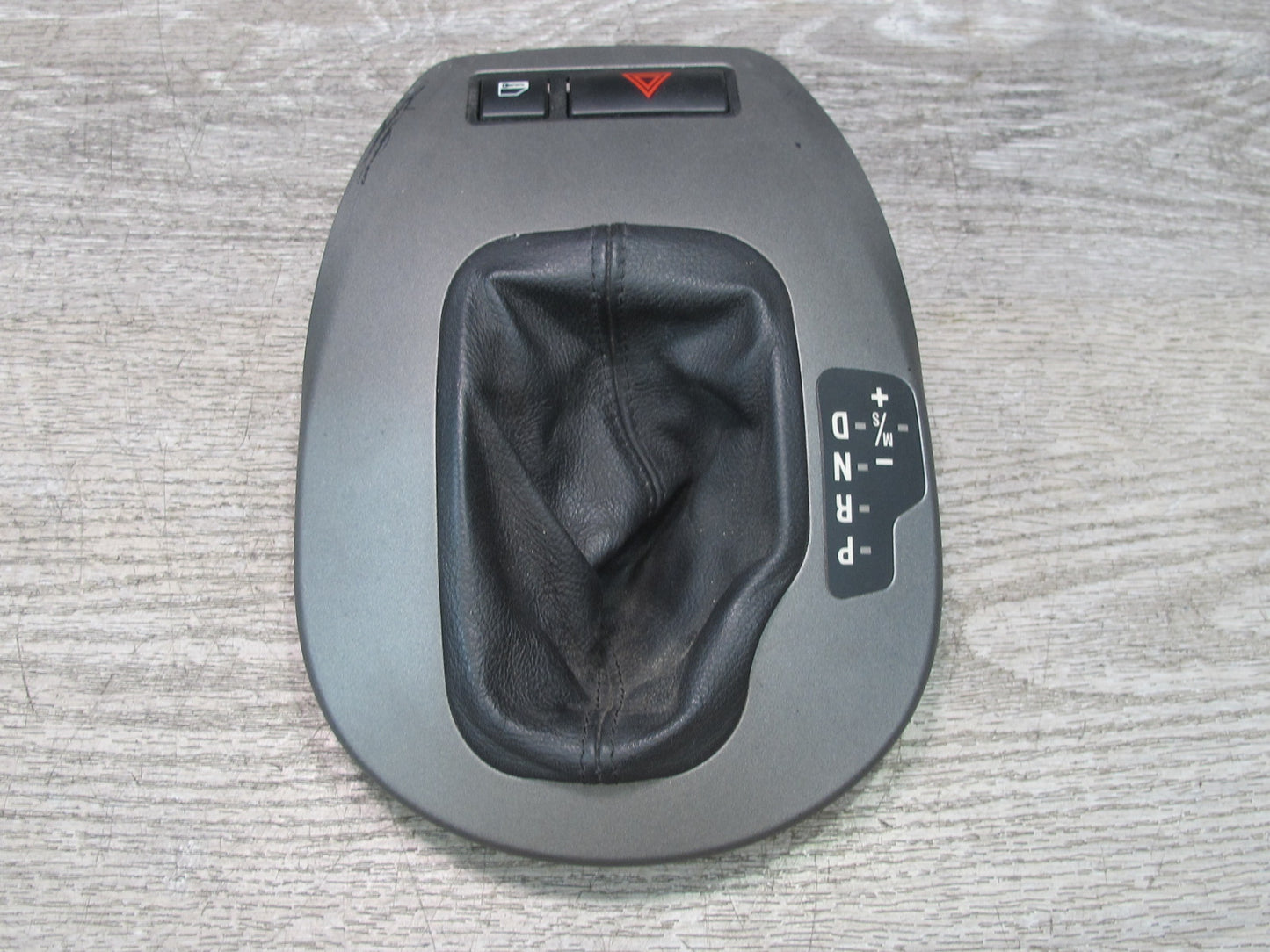 03-04 BMW E85 Z4 Convertible A/T Center Console Shifter Trim w Boot & Knob OEM