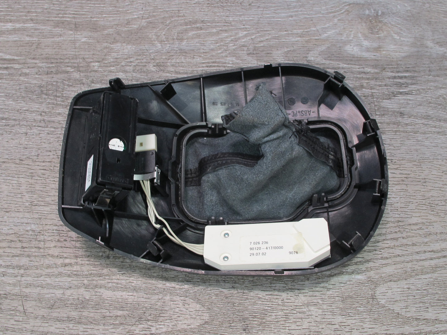 03-04 BMW E85 Z4 Convertible A/T Center Console Shifter Trim w Boot & Knob OEM