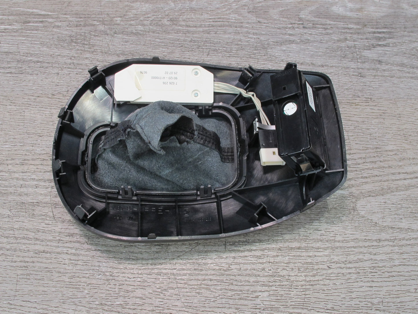 03-04 BMW E85 Z4 Convertible A/T Center Console Shifter Trim w Boot & Knob OEM