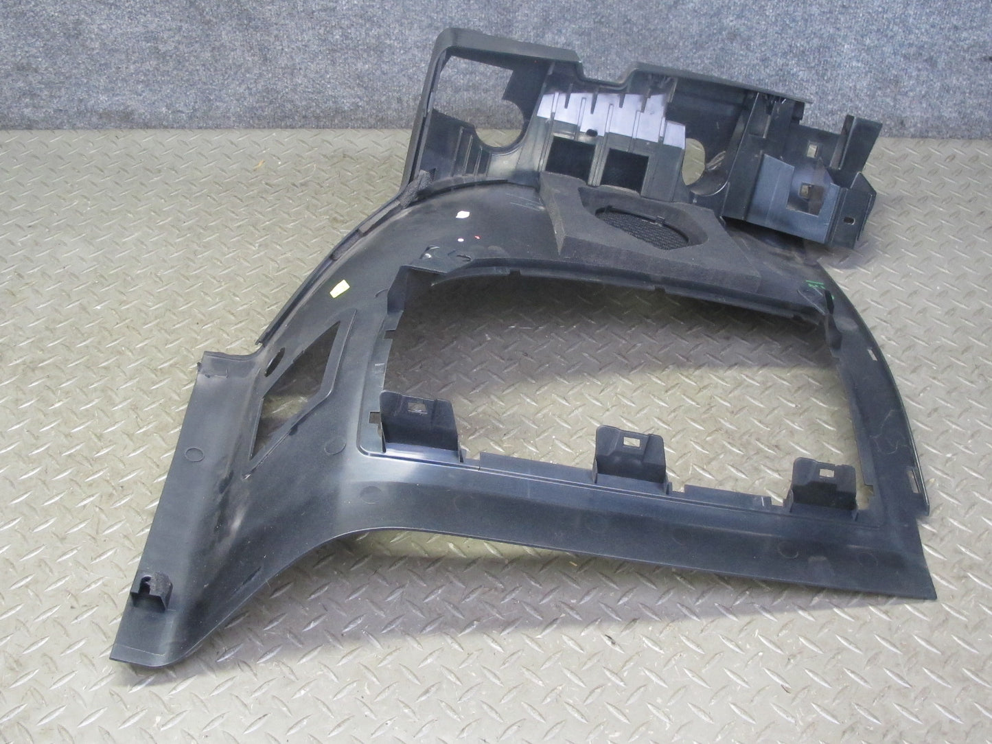 03-08 BMW E85 Z4 Convertible Rear Left Lateral Trim Cover Panel Black OEM