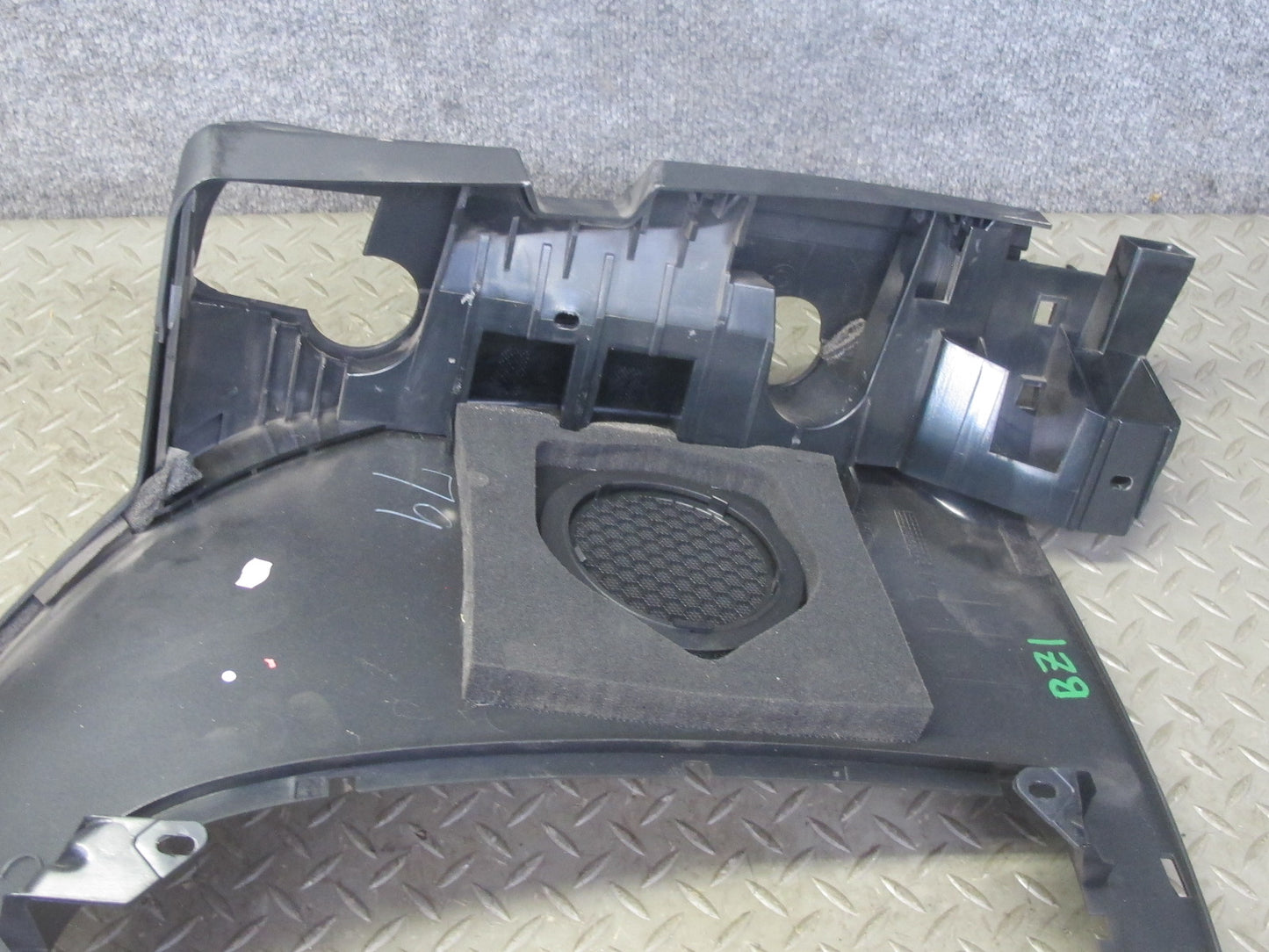 03-08 BMW E85 Z4 Convertible Rear Left Lateral Trim Cover Panel Black OEM