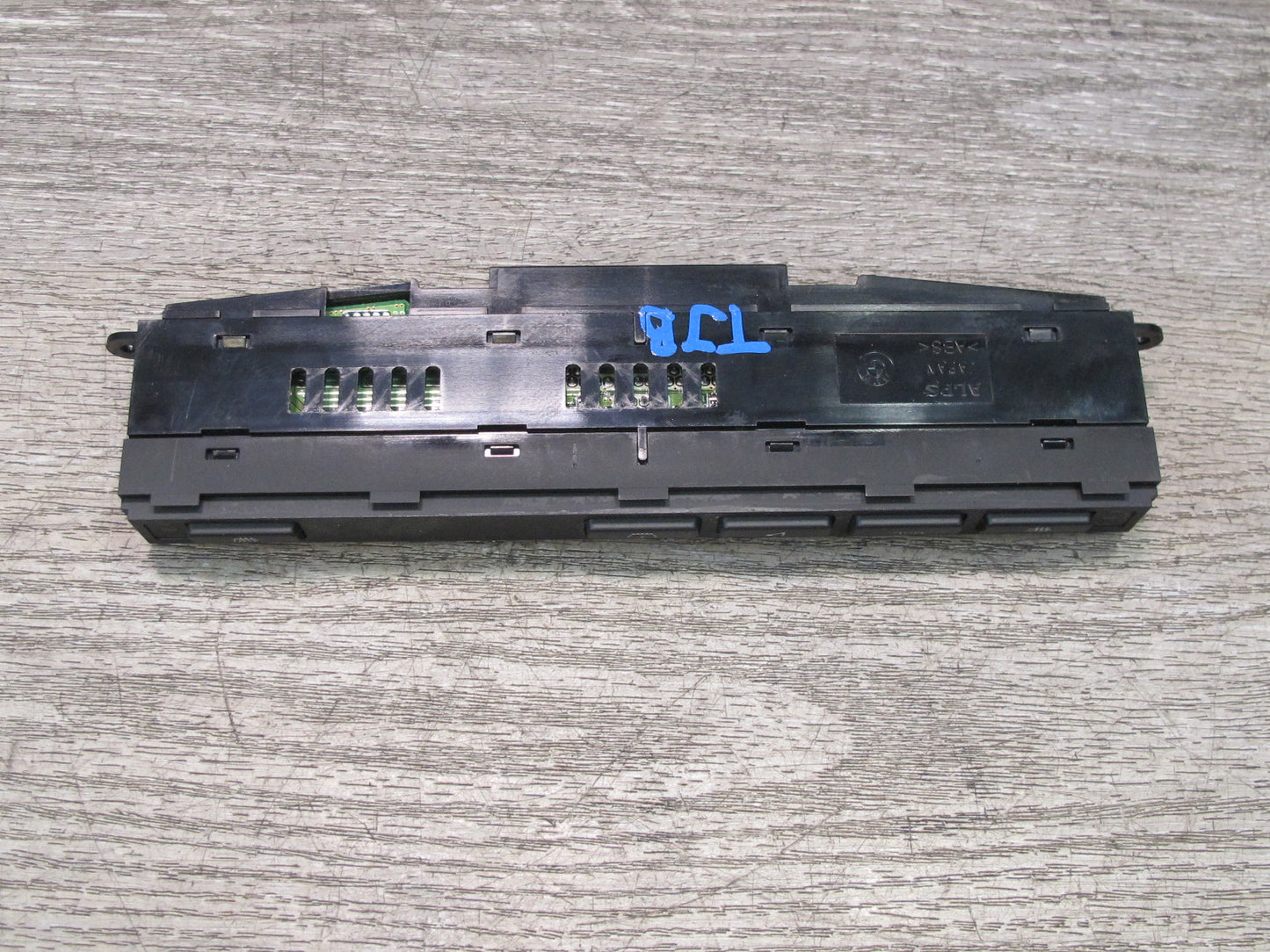 01-06 BMW E46 325Ci 330Ci Heated Seat DSC Button Switch 6925509 OEM