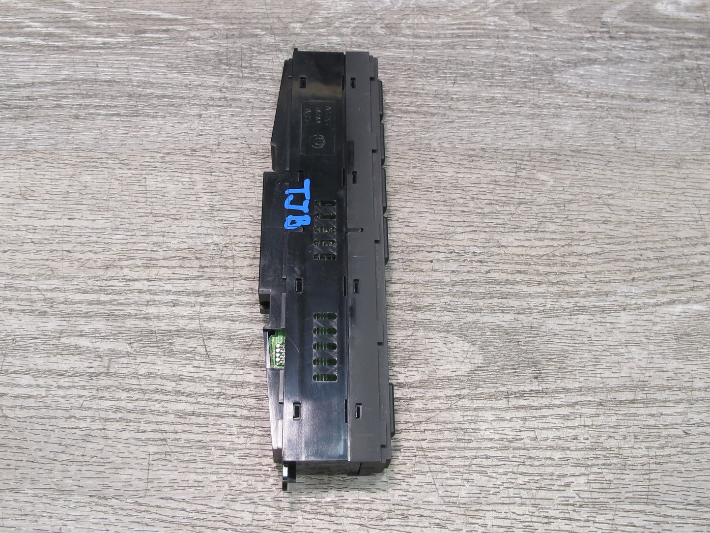 01-06 BMW E46 325Ci 330Ci Heated Seat DSC Button Switch 6925509 OEM