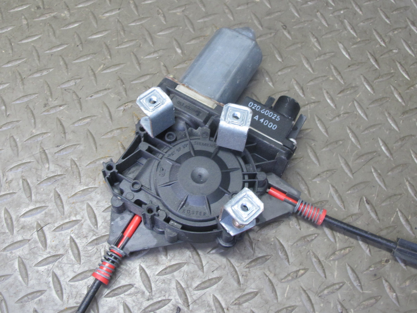 97-03 VW Eurovan T4 Front Left Driver Door Window Regulator w Motor OEM