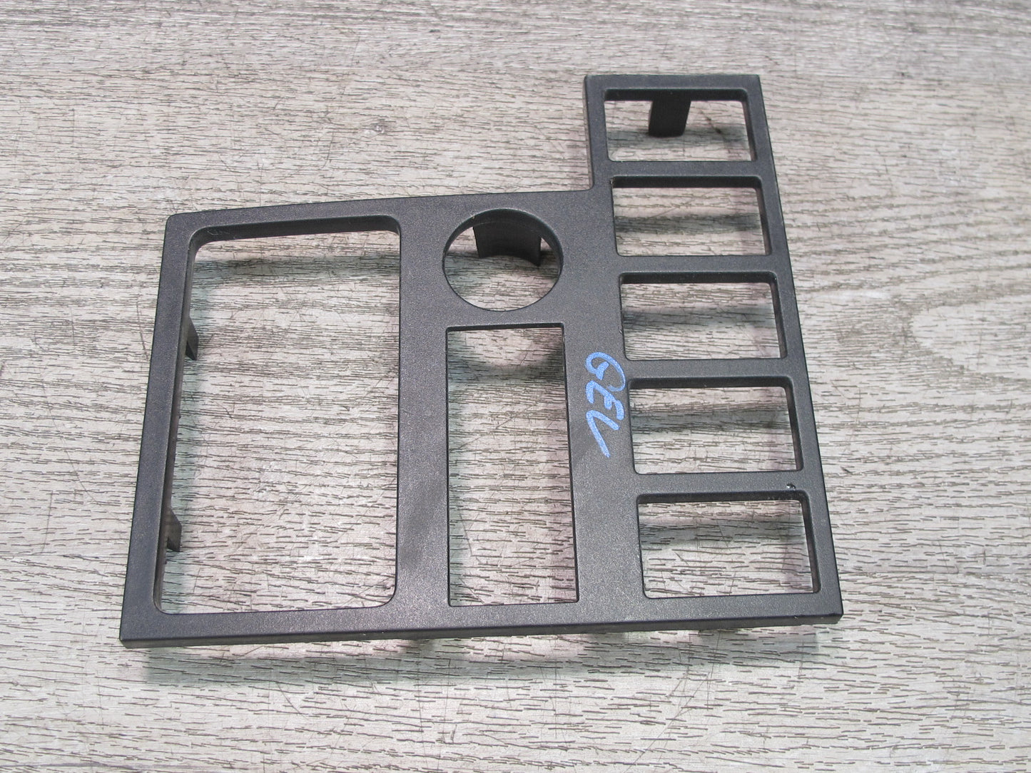 99-03 VW Eurovan T4 Dash Center Trim Bezel Cover Panel 7D1858100A OEM