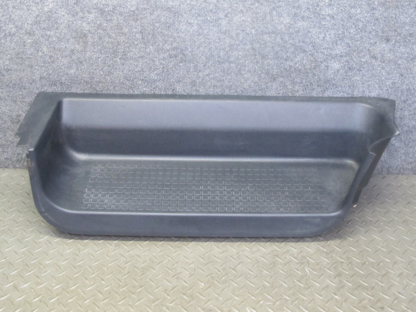 99-03 VW Eurovan T4 Front Right Door Step Trim Insert Panel 705863736C OEM