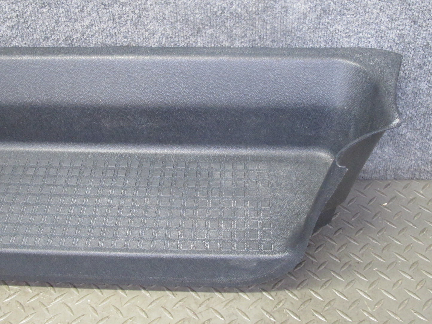 99-03 VW Eurovan T4 Front Right Door Step Trim Insert Panel 705863736C OEM