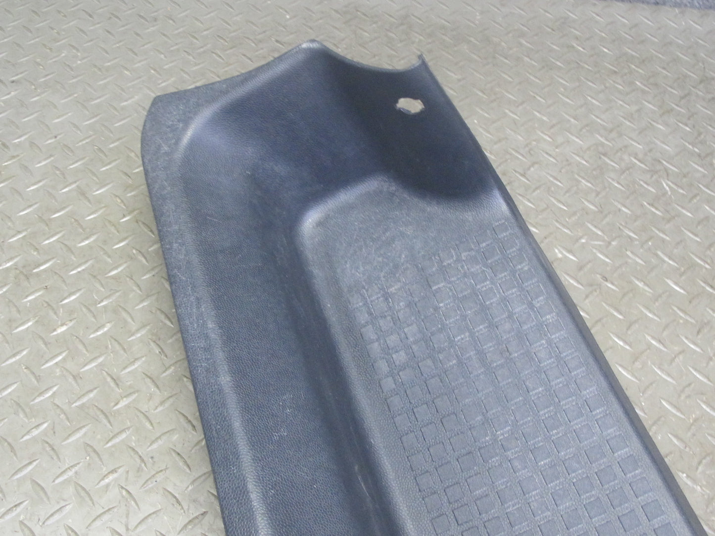 99-03 VW Eurovan T4 Front Right Door Step Trim Insert Panel 705863736C OEM