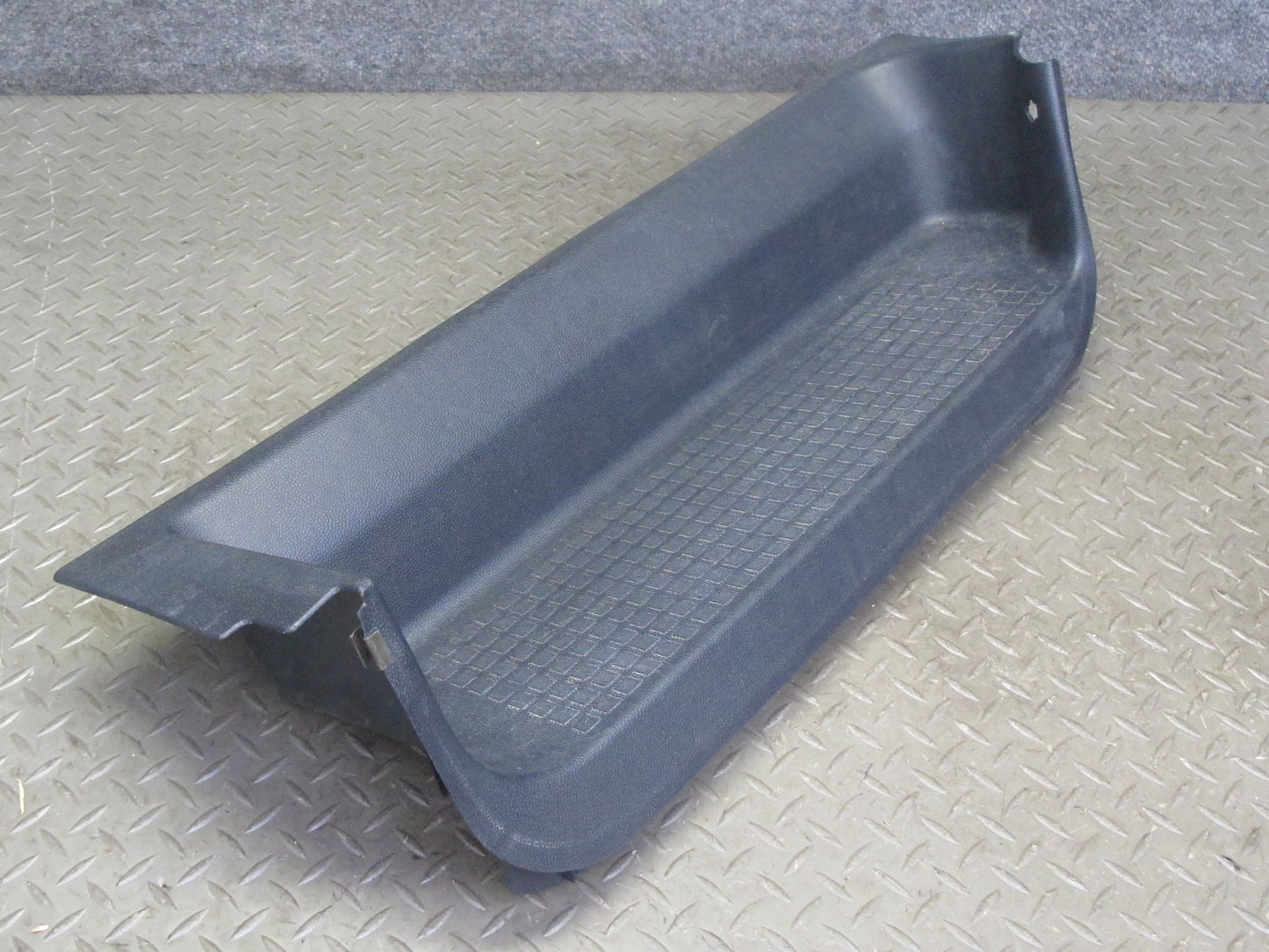 99-03 VW Eurovan T4 Front Right Door Step Trim Insert Panel 705863736C OEM
