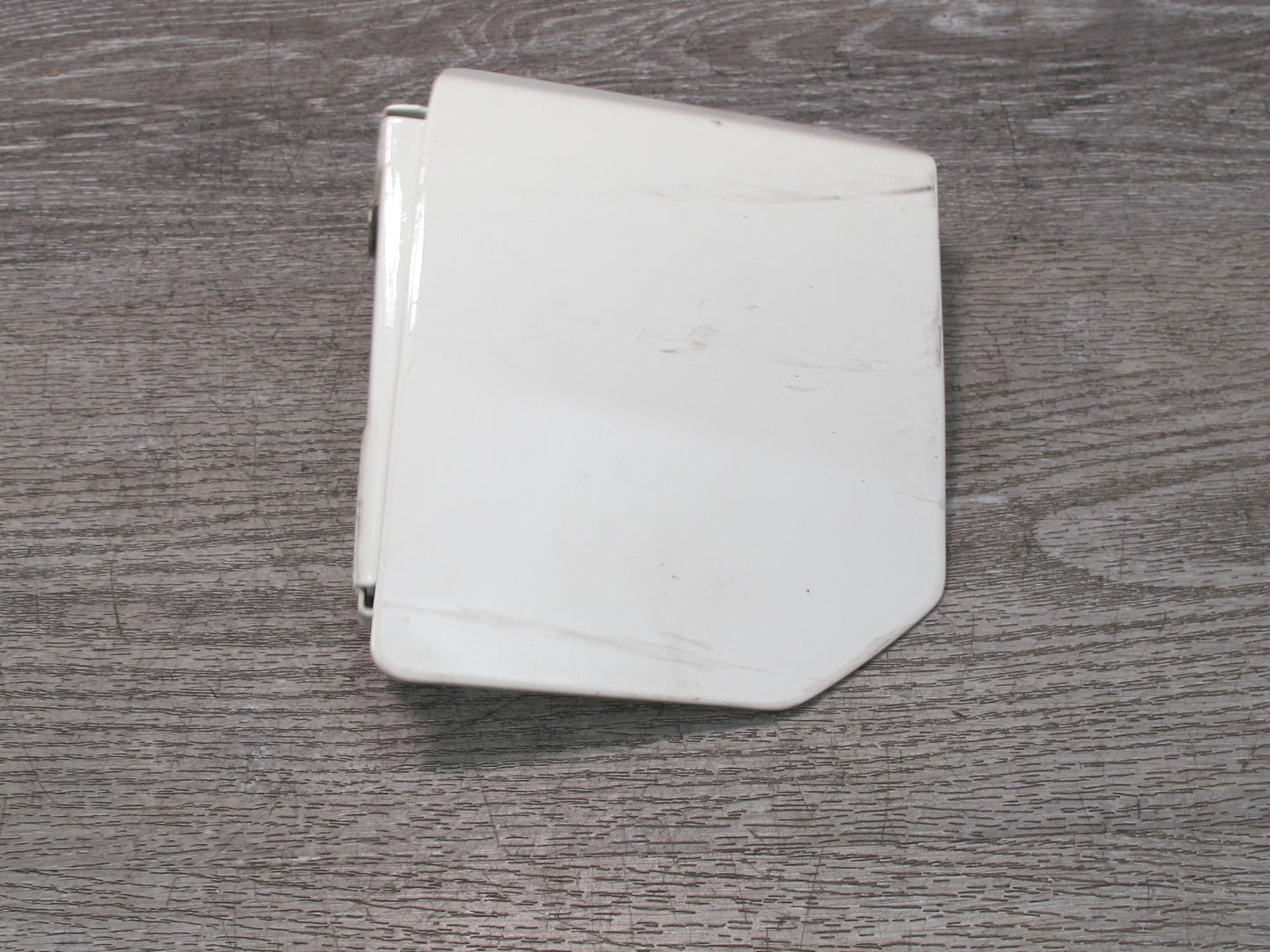 97-03 VW Eurovan T4 Fuel Tank Filler Door Lid Cover Arctic White OEM