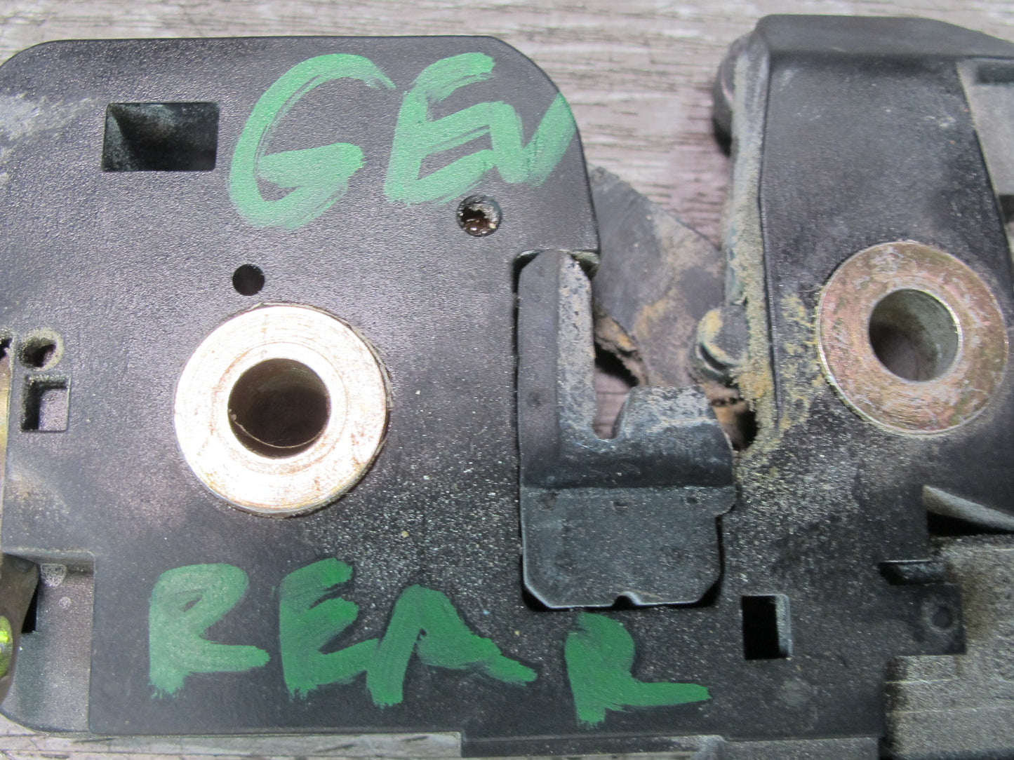 97-03 VW Eurovan T4 Rear Trunk Tailgate Hatch Lock Latch 701829211H OEM