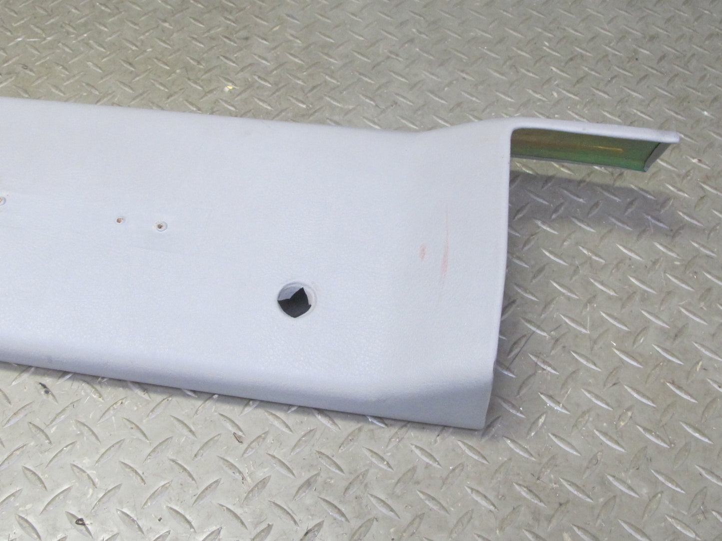99-03 VW Eurovan T4 Center Right Lower B Pillar Trim Cover Panel 7D0867038B OEM