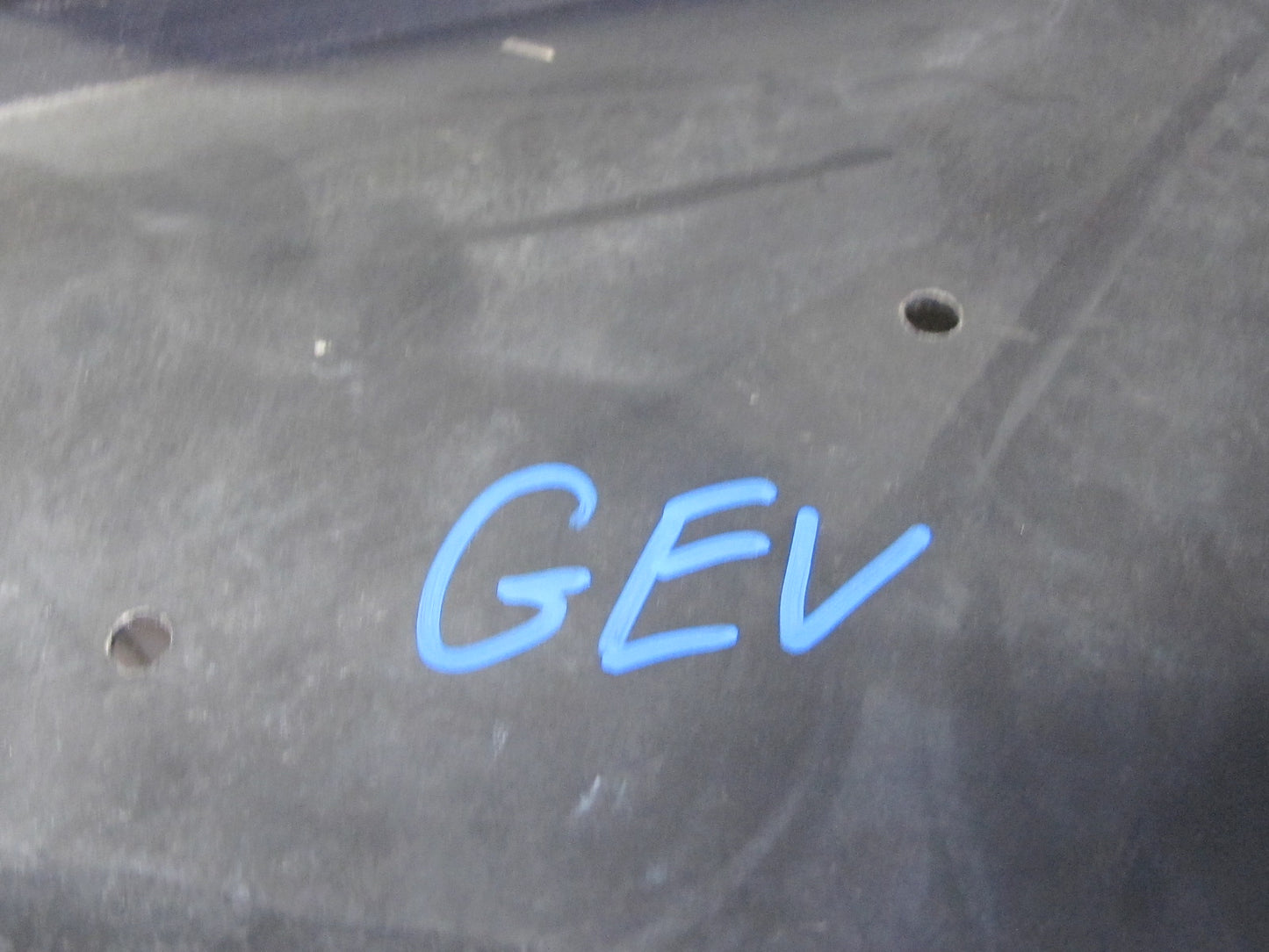 01-03 VW Eurovan T4 2.8L Left Engine Bay Battery Tray Upper Cover Trim Panel OEM