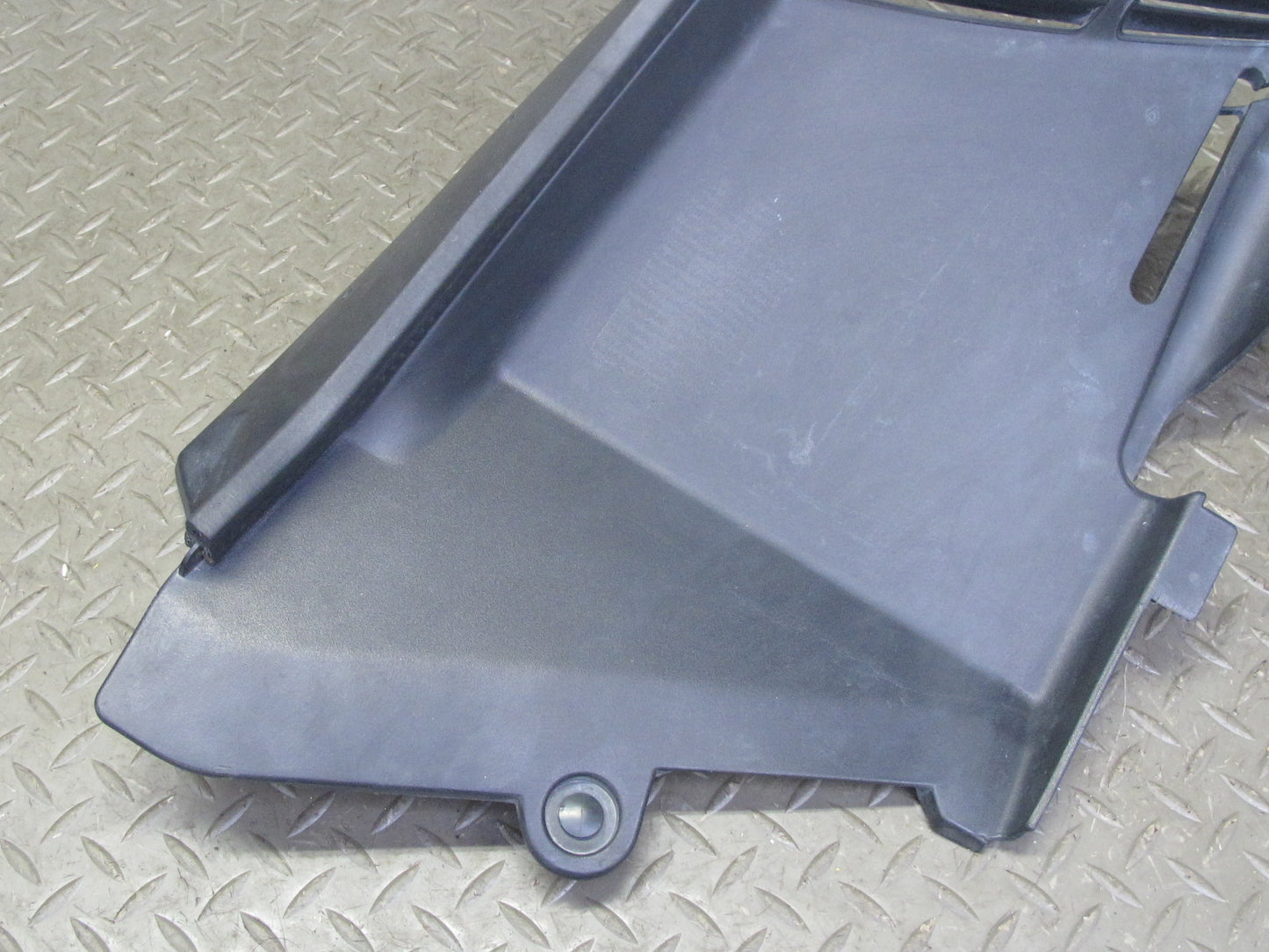 01-03 VW Eurovan T4 2.8L Left Engine Bay Battery Tray Upper Cover Trim Panel OEM