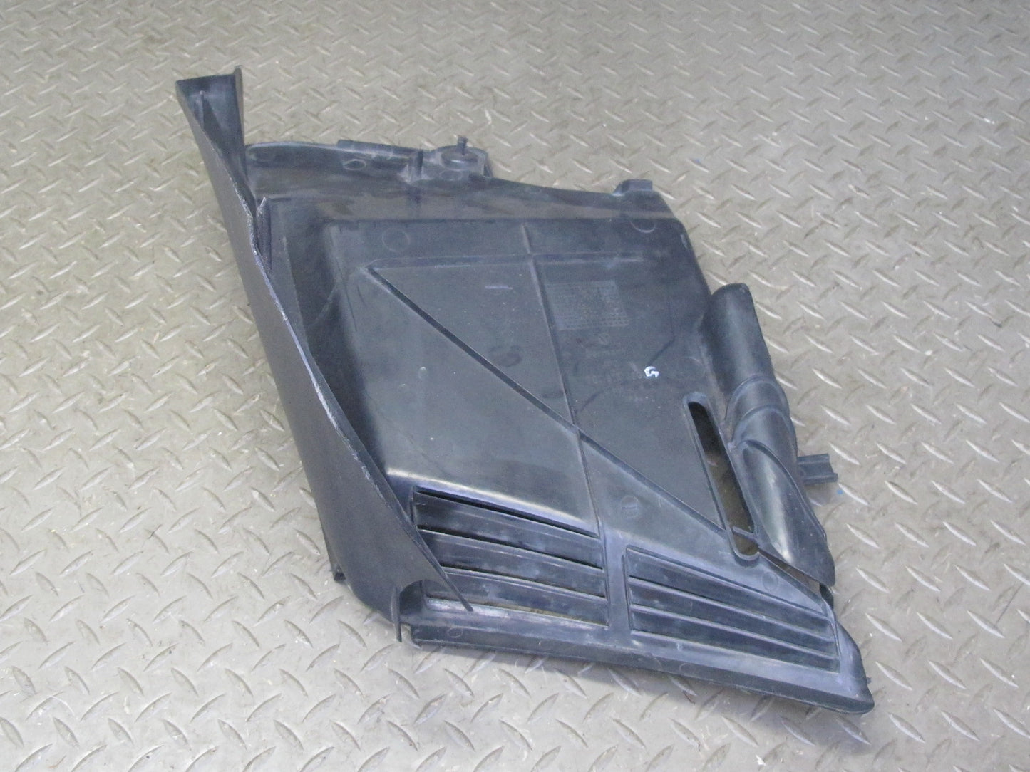 01-03 VW Eurovan T4 2.8L Left Engine Bay Battery Tray Upper Cover Trim Panel OEM