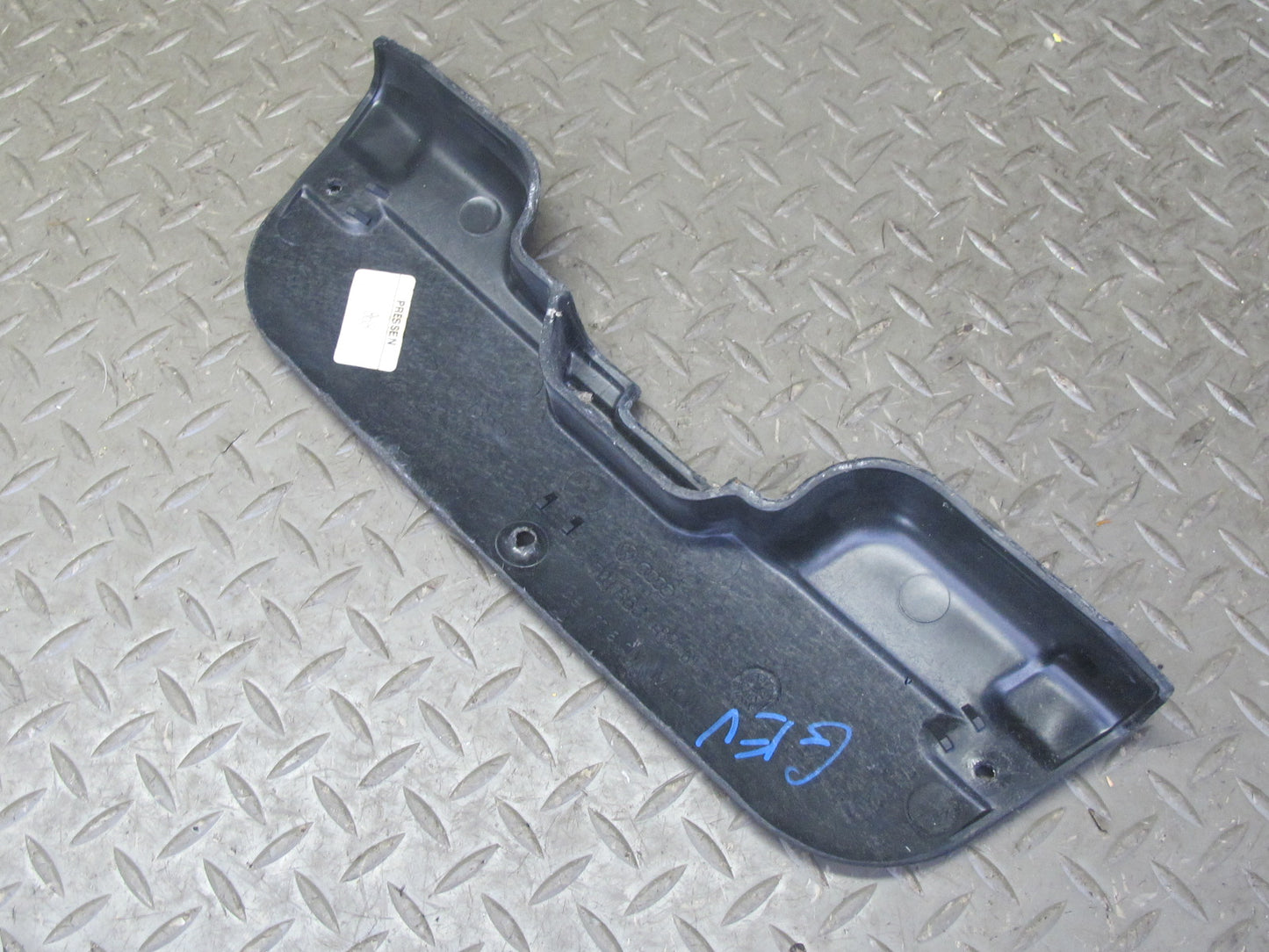 99-03 VW Eurovan T4 Rear Trunk Tailgate Lower Striker Trim Cover Panel OEM
