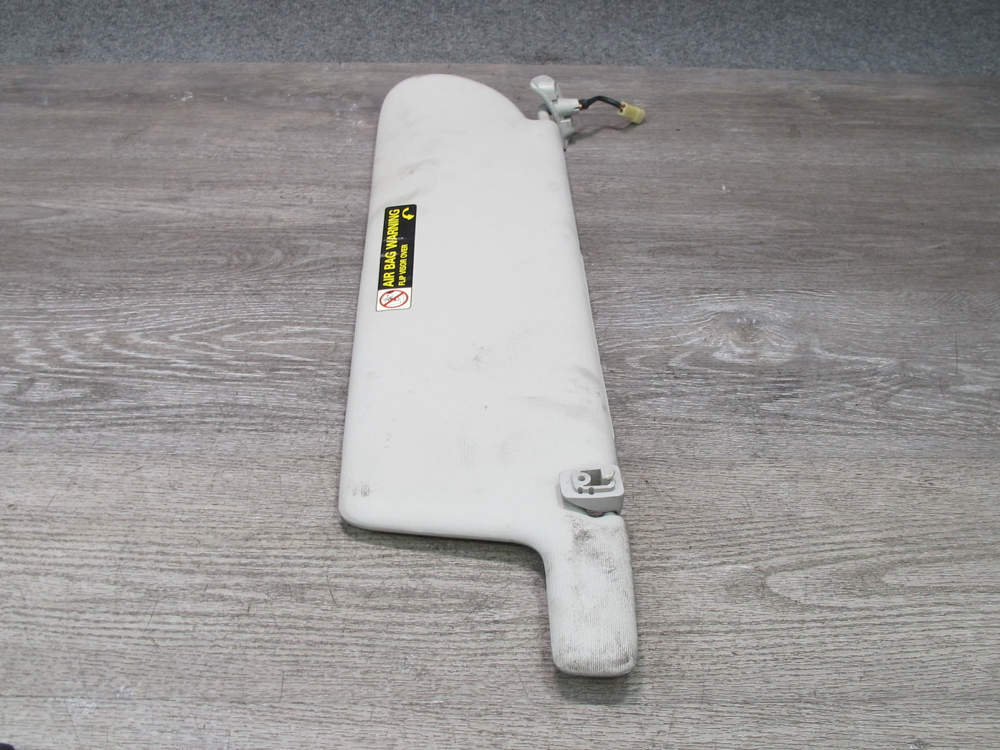 97-03 VW Eurovan T4 Set of 2 Front Left & Right Sun Visor OEM