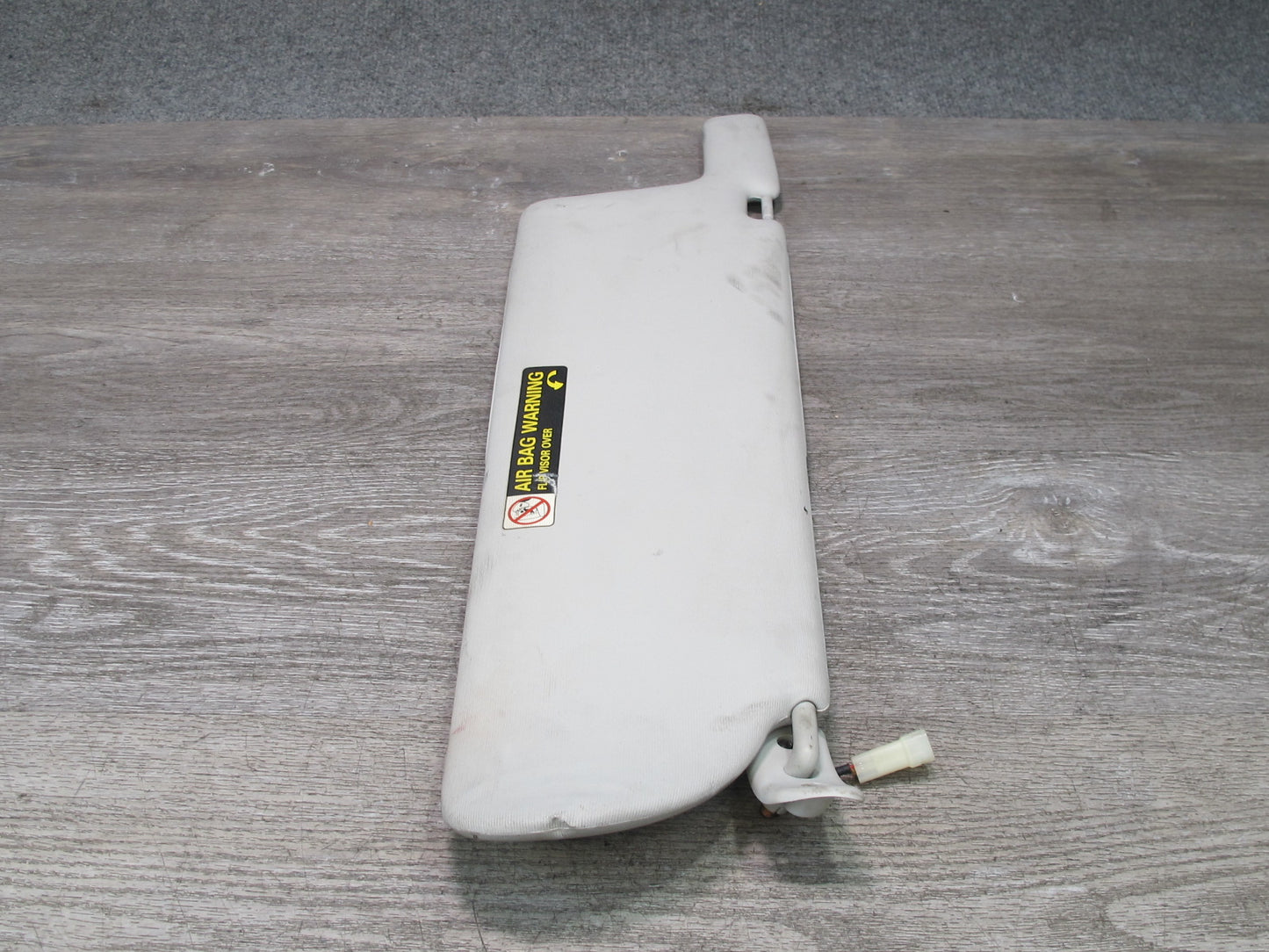 97-03 VW Eurovan T4 Set of 2 Front Left & Right Sun Visor OEM