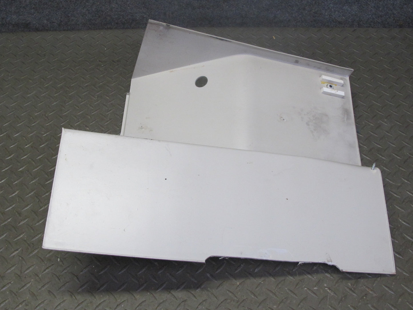99-03 VW Eurovan T4 Center Left Lower B Pillar Trim Cover Panel OEM