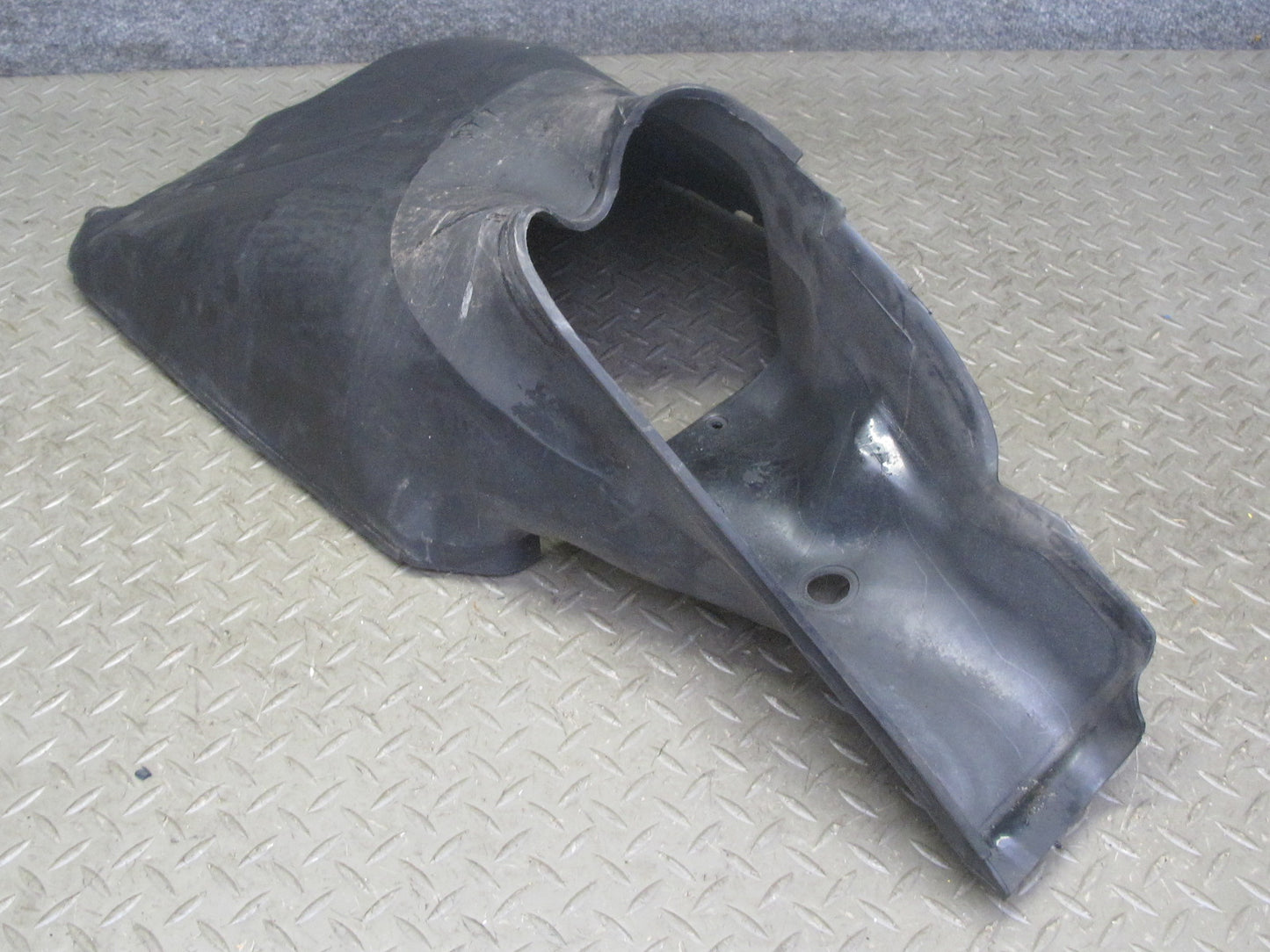 2002-2005 Porsche 911 Carrera 996 3.6L Right & Left Radiator Air Intake Duct Set