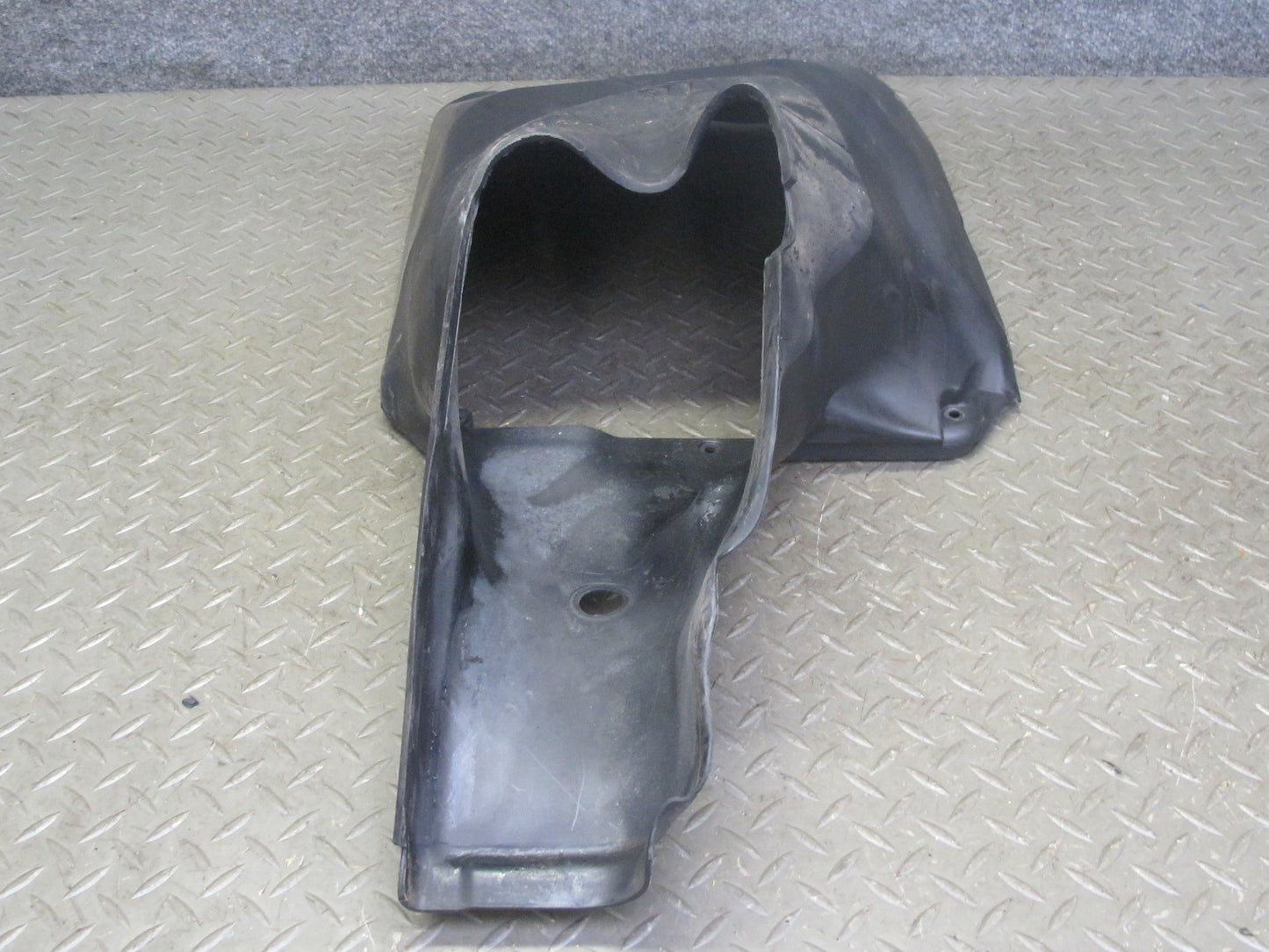 2002-2005 Porsche 911 Carrera 996 3.6L Right & Left Radiator Air Intake Duct Set