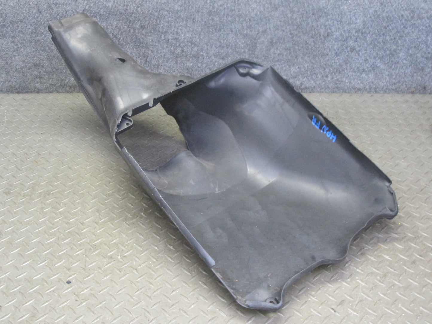 2002-2005 Porsche 911 Carrera 996 3.6L Right & Left Radiator Air Intake Duct Set