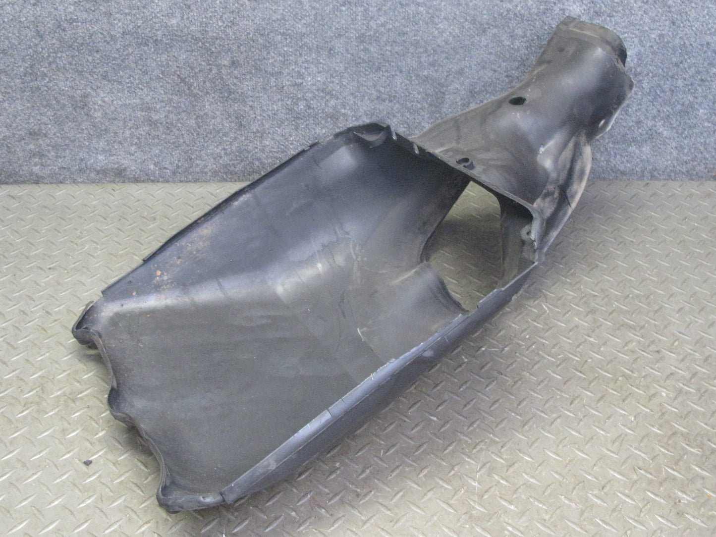 2002-2005 Porsche 911 Carrera 996 3.6L Right & Left Radiator Air Intake Duct Set