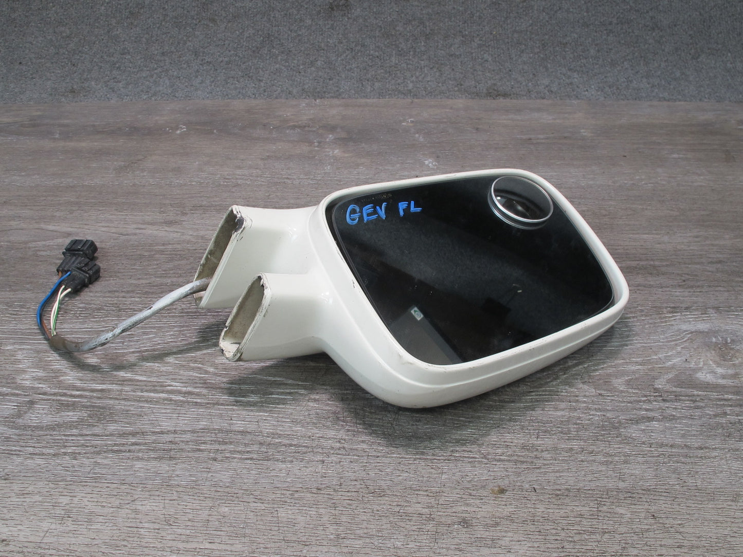 99-03 VW Eurovan T4 Left Door Exterior Side View Heated Power Mirror White OEM
