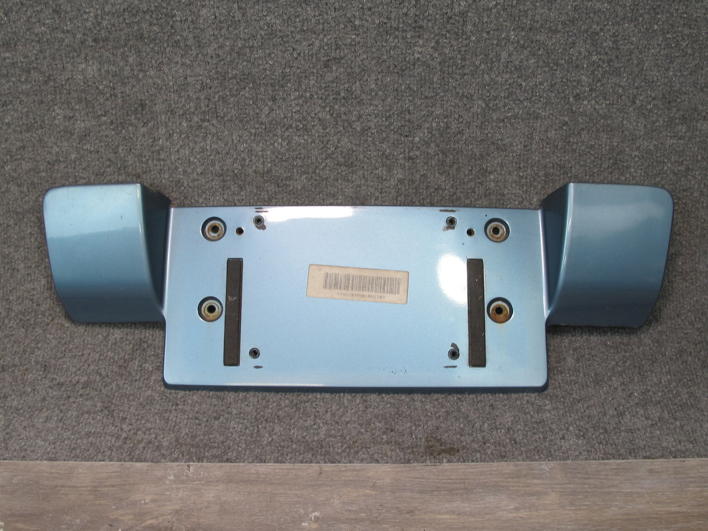 96-99 BMW E36/7 Z3 Rear License Plate Mount Bracket Holder Atlanta-blau OEM