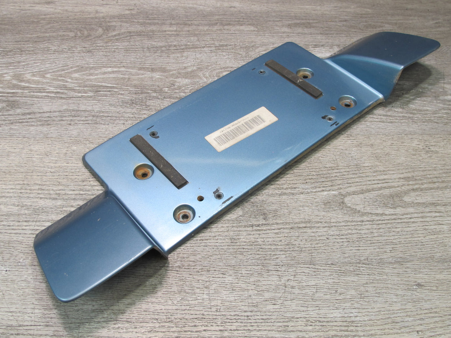 96-99 BMW E36/7 Z3 Rear License Plate Mount Bracket Holder Atlanta-blau OEM