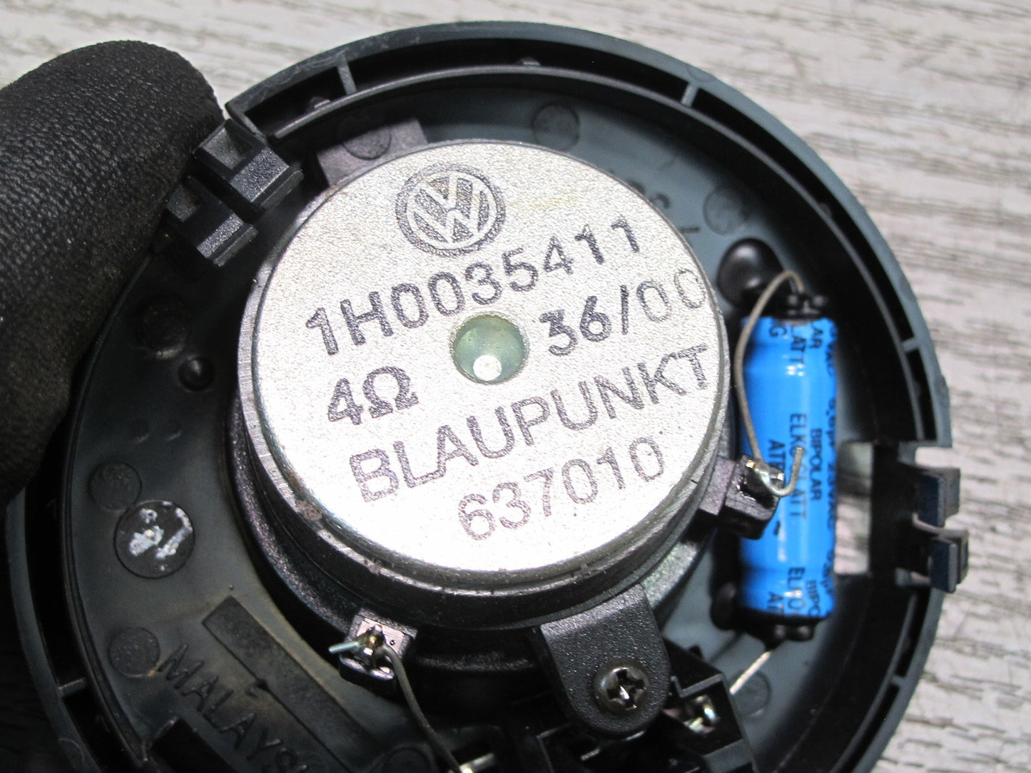99-03 VW Eurovan T4 Set of 2 Dash Front Left & Right Tweeter Speaker OEM