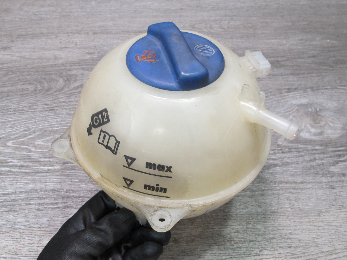 01-03 VW Eurovan T4 2.8L Engine Coolant Expansion Overflow Reservoir Tank OEM