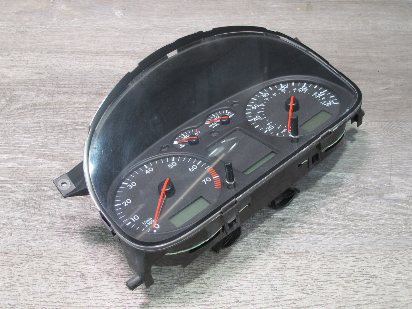 01-03 VW Eurovan T4 2.8L A/T Instrument Cluster Gauge Speedometer 7D0920905A OEM