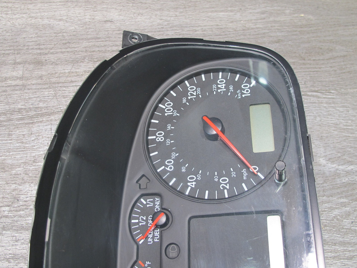 01-03 VW Eurovan T4 2.8L A/T Instrument Cluster Gauge Speedometer 7D0920905A OEM