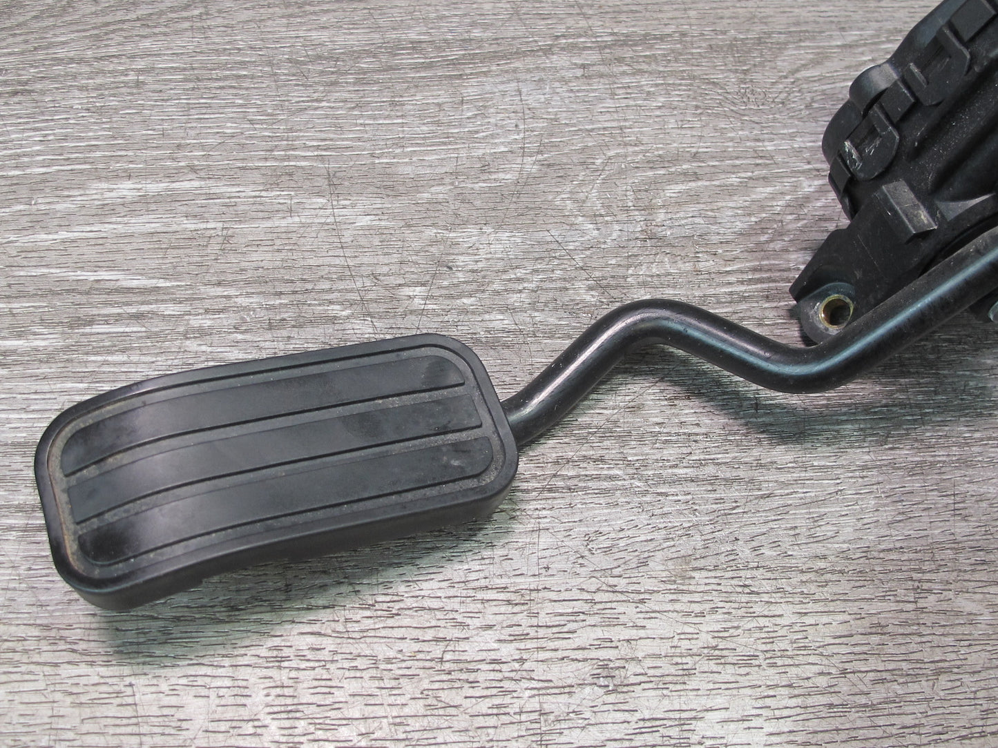 01-03 VW Eurovan T4 2.8L Gas Acceleration Throttle Pedal 7D1723507E OEM