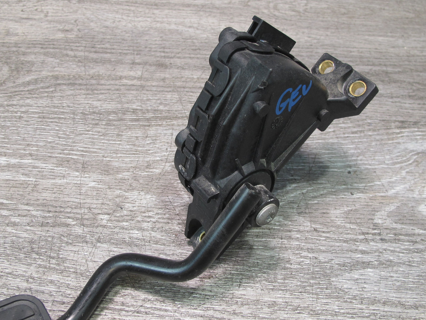 01-03 VW Eurovan T4 2.8L Gas Acceleration Throttle Pedal 7D1723507E OEM