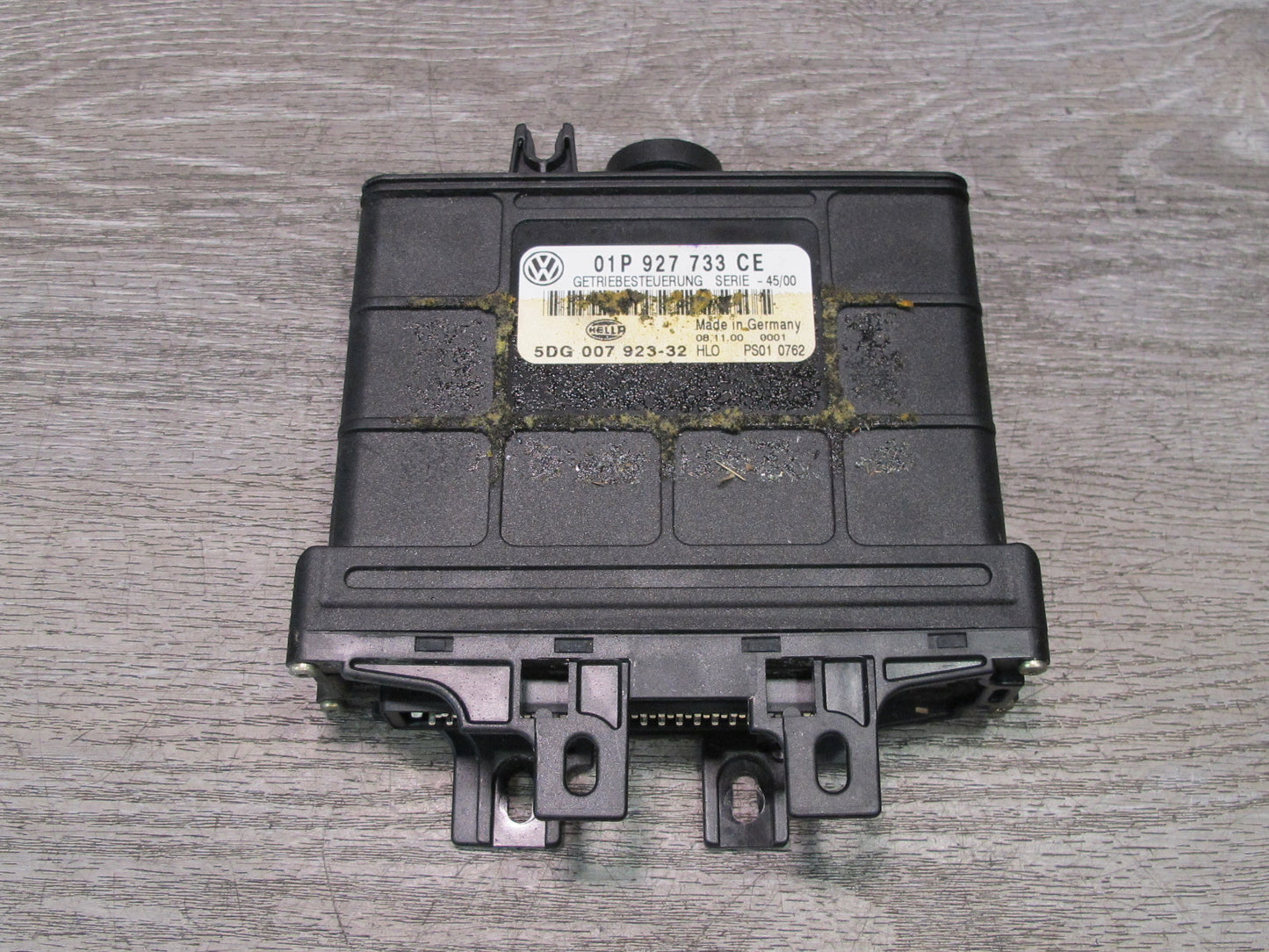 01-03 VW Eurovan T4 2.8L Automatic Transmission Control Module 01P927733CE OEM