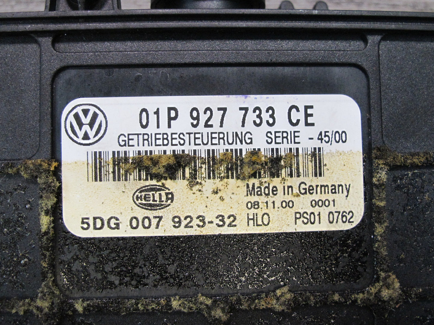 01-03 VW Eurovan T4 2.8L Automatic Transmission Control Module 01P927733CE OEM