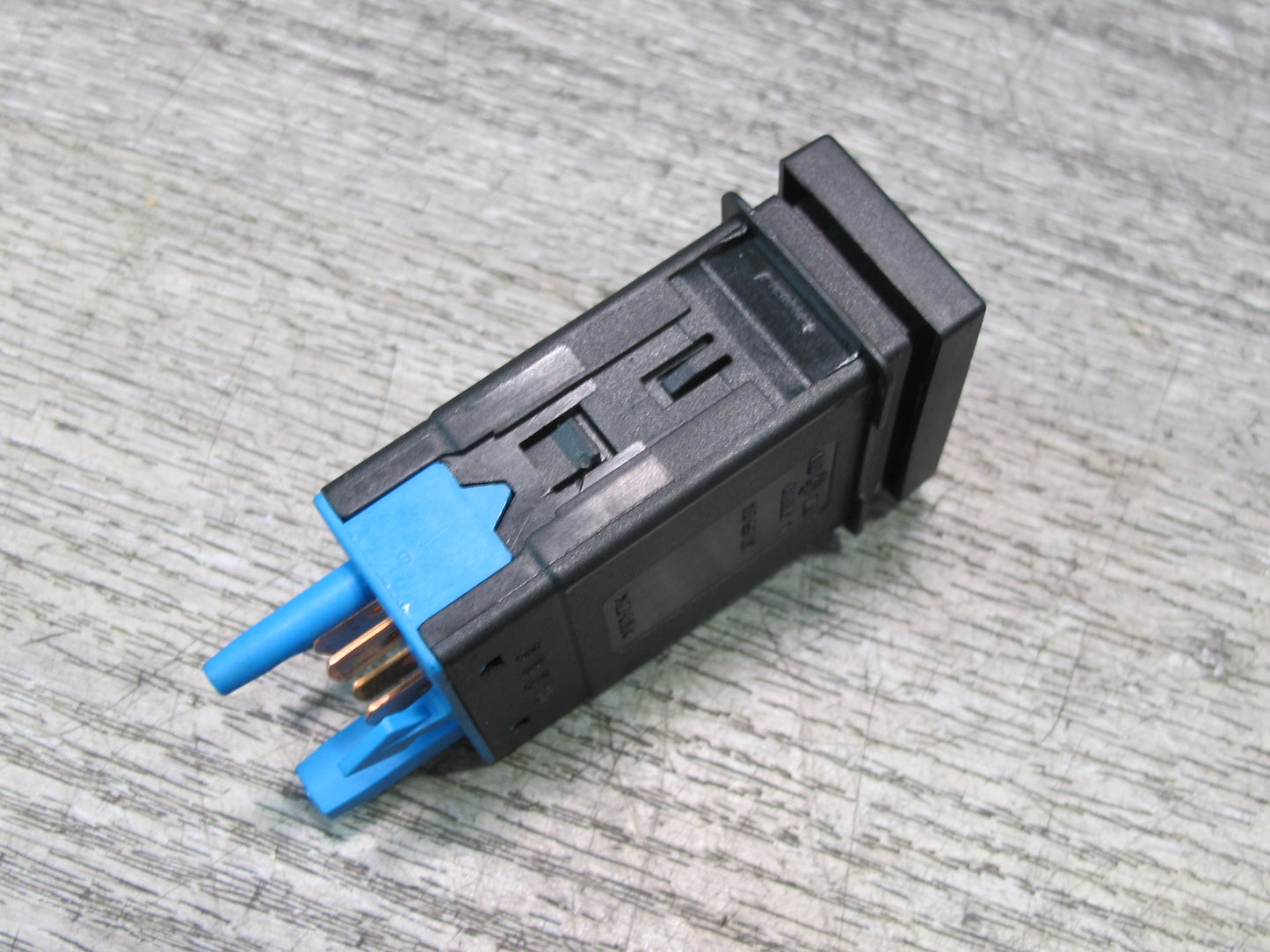 97-03 VW Eurovan T4 Rear Window Defrost Button Switch 7D0959621 OEM