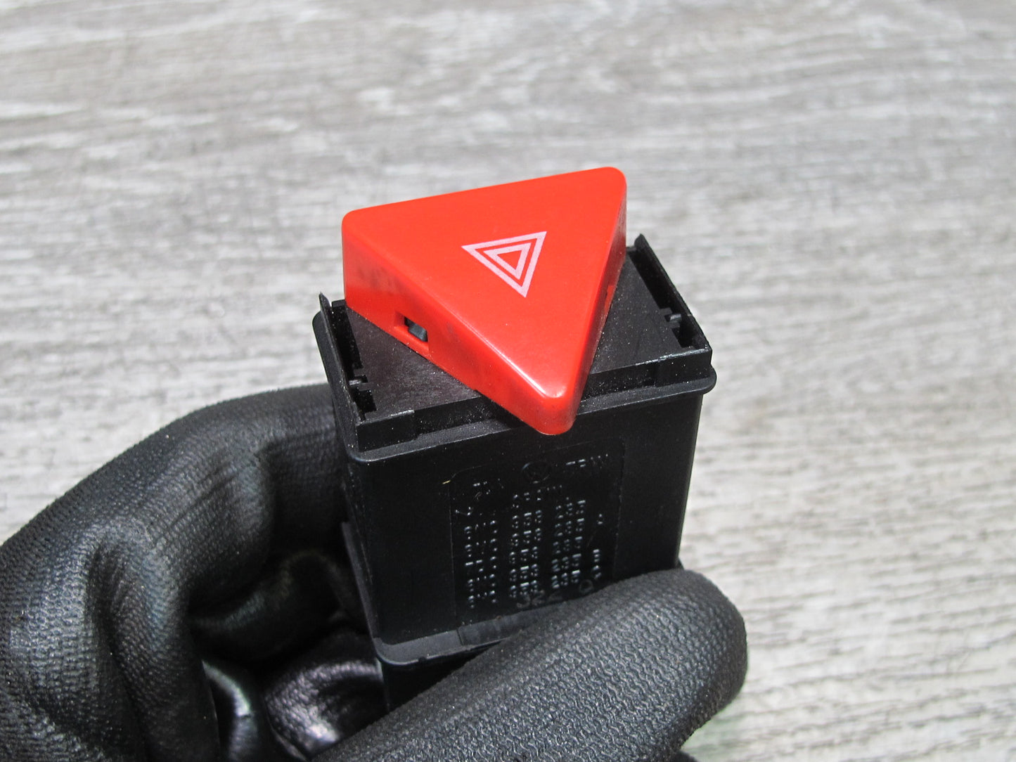 97-03 VW Eurovan T4 Emergency Hazard Flasher Light Button Switch 6N0953235 OEM