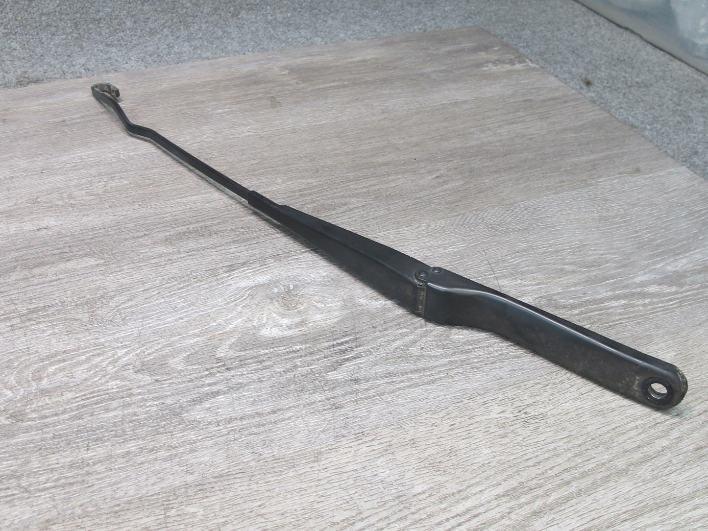 96-02 BMW E36/7 Z3 Set of 2 Front Left & Right Windshield Wiper Arm OEM
