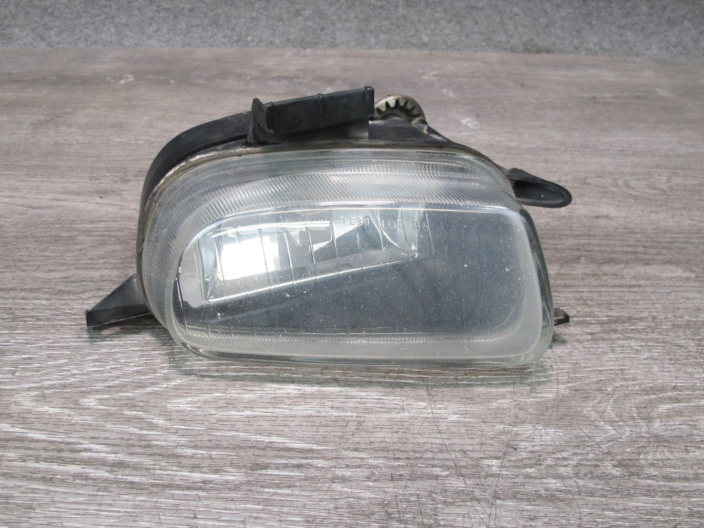 97-03 VW Eurovan T4 Set of 2 Front Left & Right Fog Light Lamp OEM