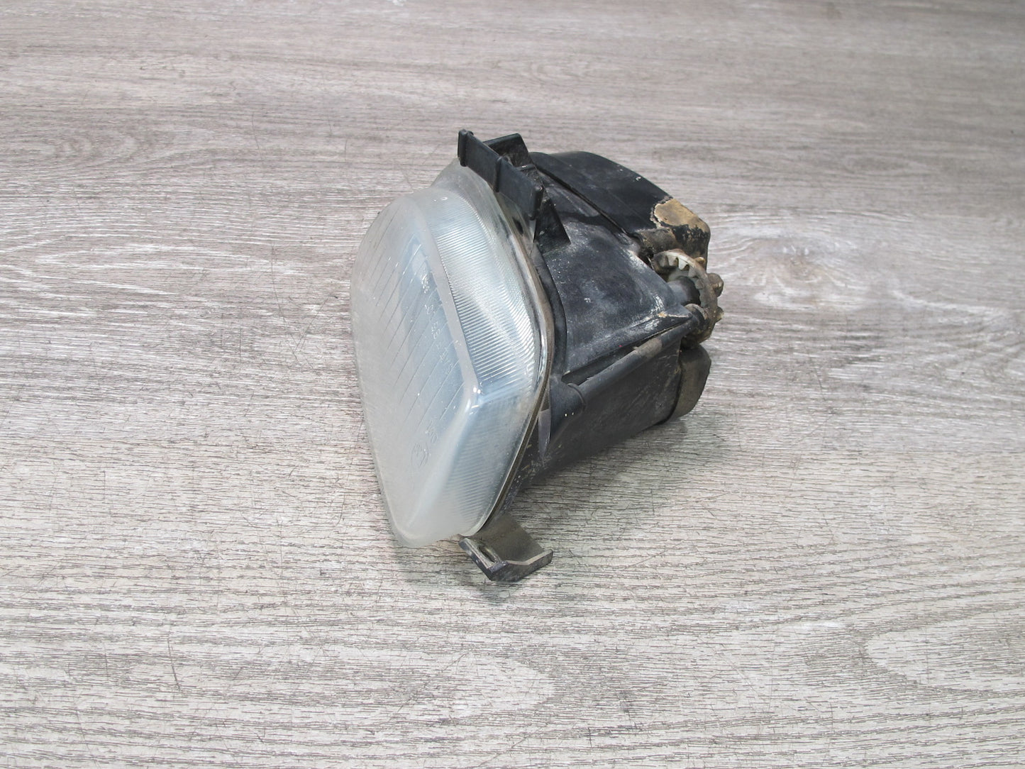 97-03 VW Eurovan T4 Set of 2 Front Left & Right Fog Light Lamp OEM