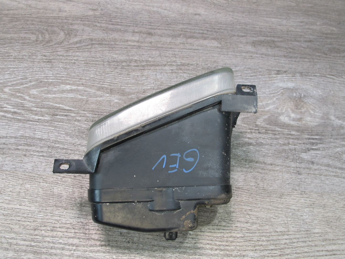 97-03 VW Eurovan T4 Set of 2 Front Left & Right Fog Light Lamp OEM